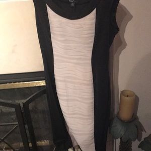 RONNI NICOLE very versatile dress